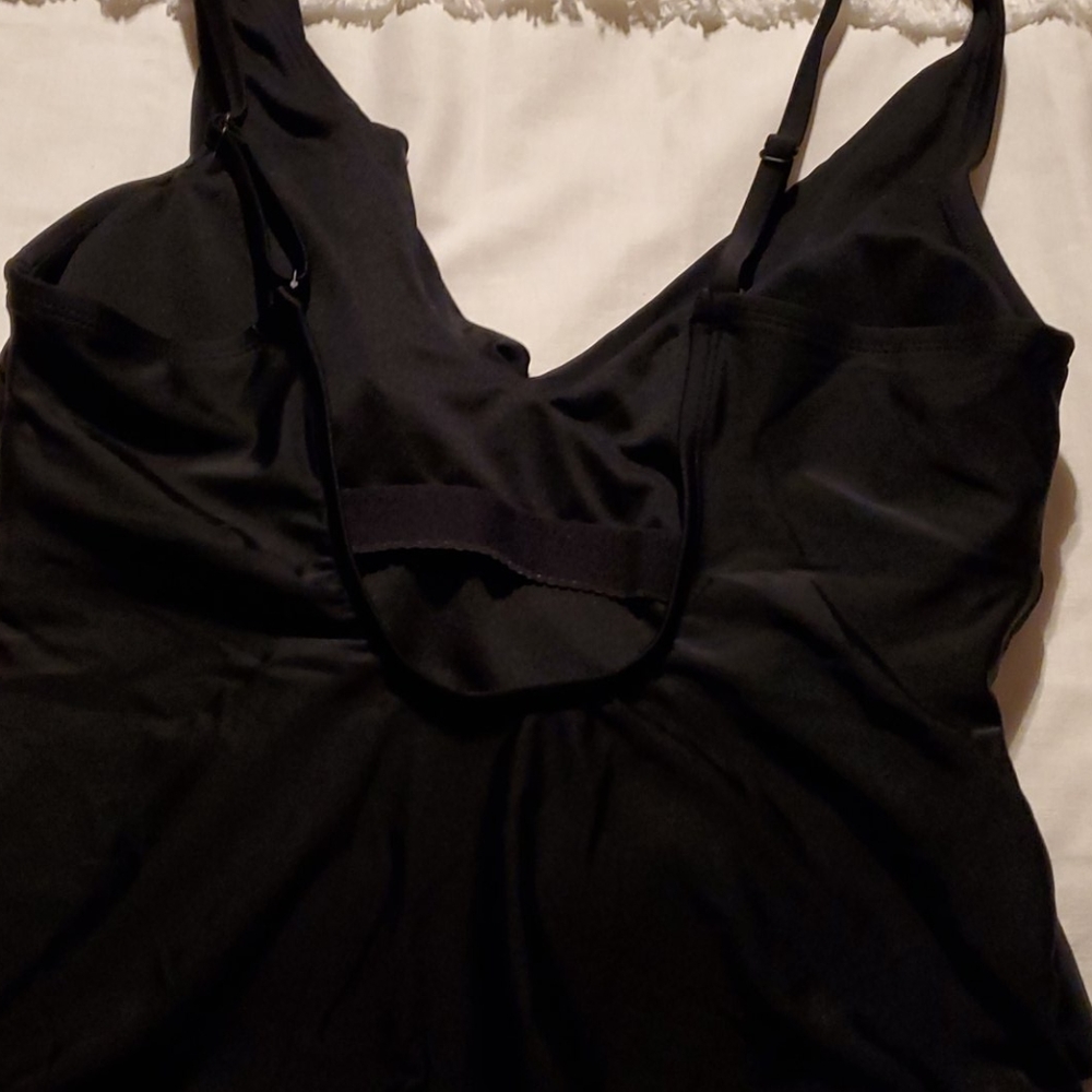Kona Sol Shoulder Ruffle - Picture 5 of 8